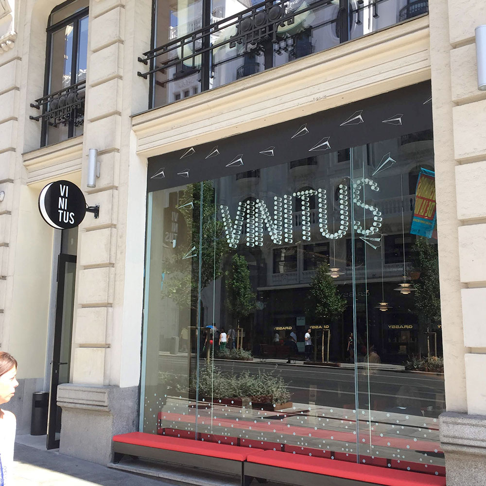 Vinitus Restaurante Barcelona. Restaurante de tapas y vinos